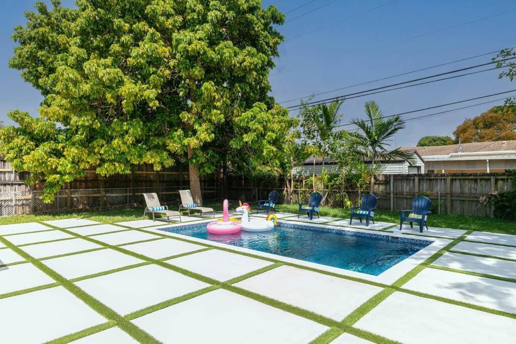 New Miami Home, Pool Near Airport And Beaches, King Bed Exterior photo